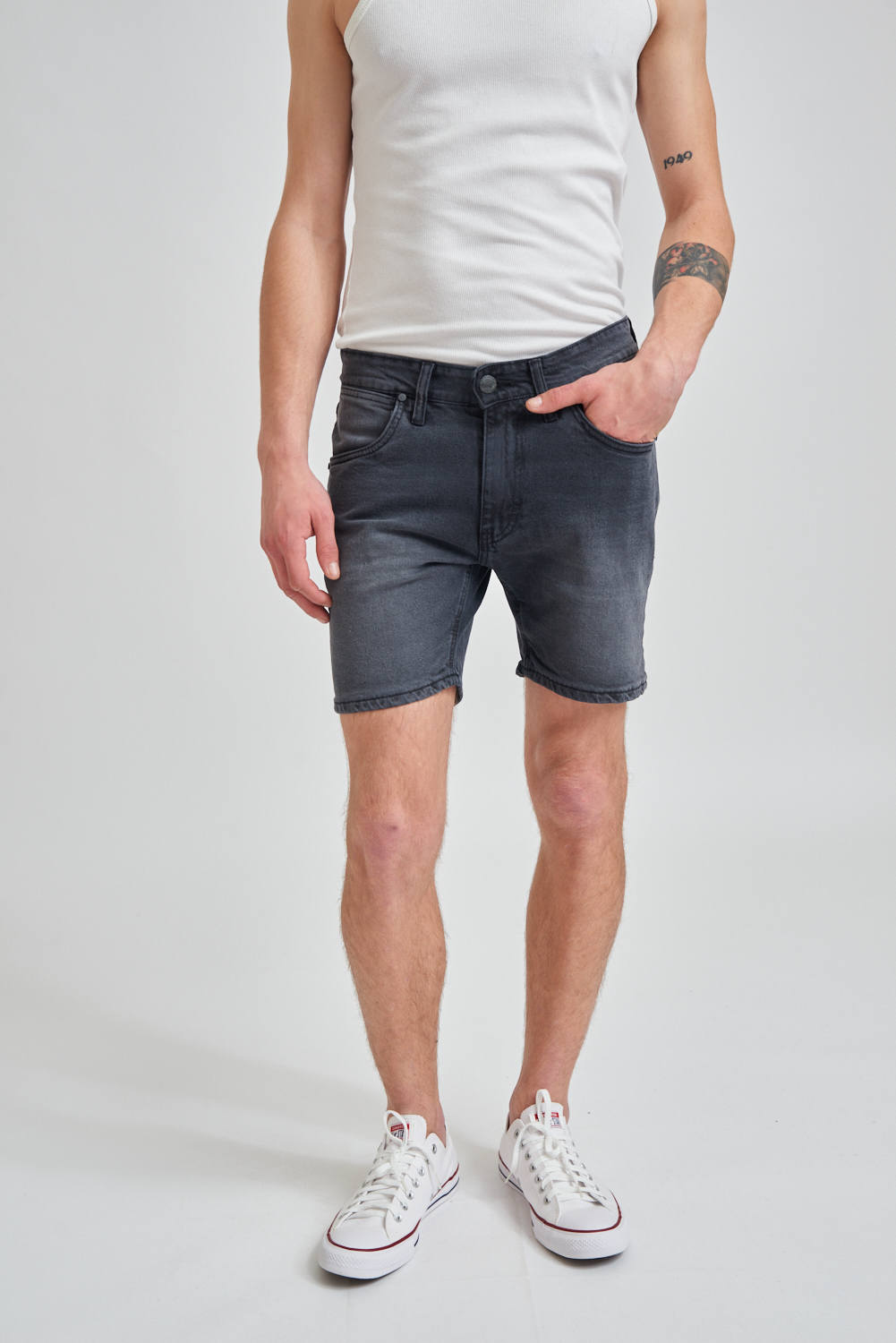 Bermuda Black Gray
